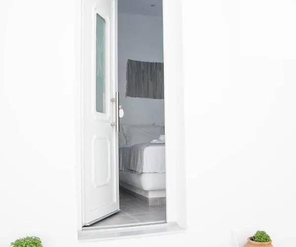 Carlos ゲストハウス Akrotírion