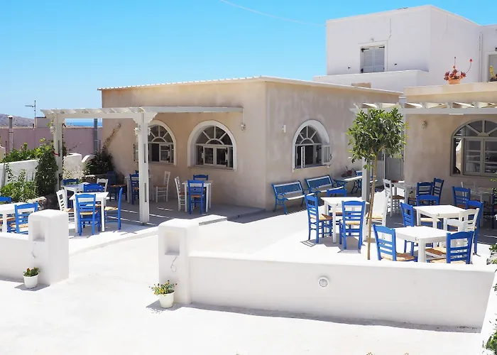 Carlos ゲストハウス 3*